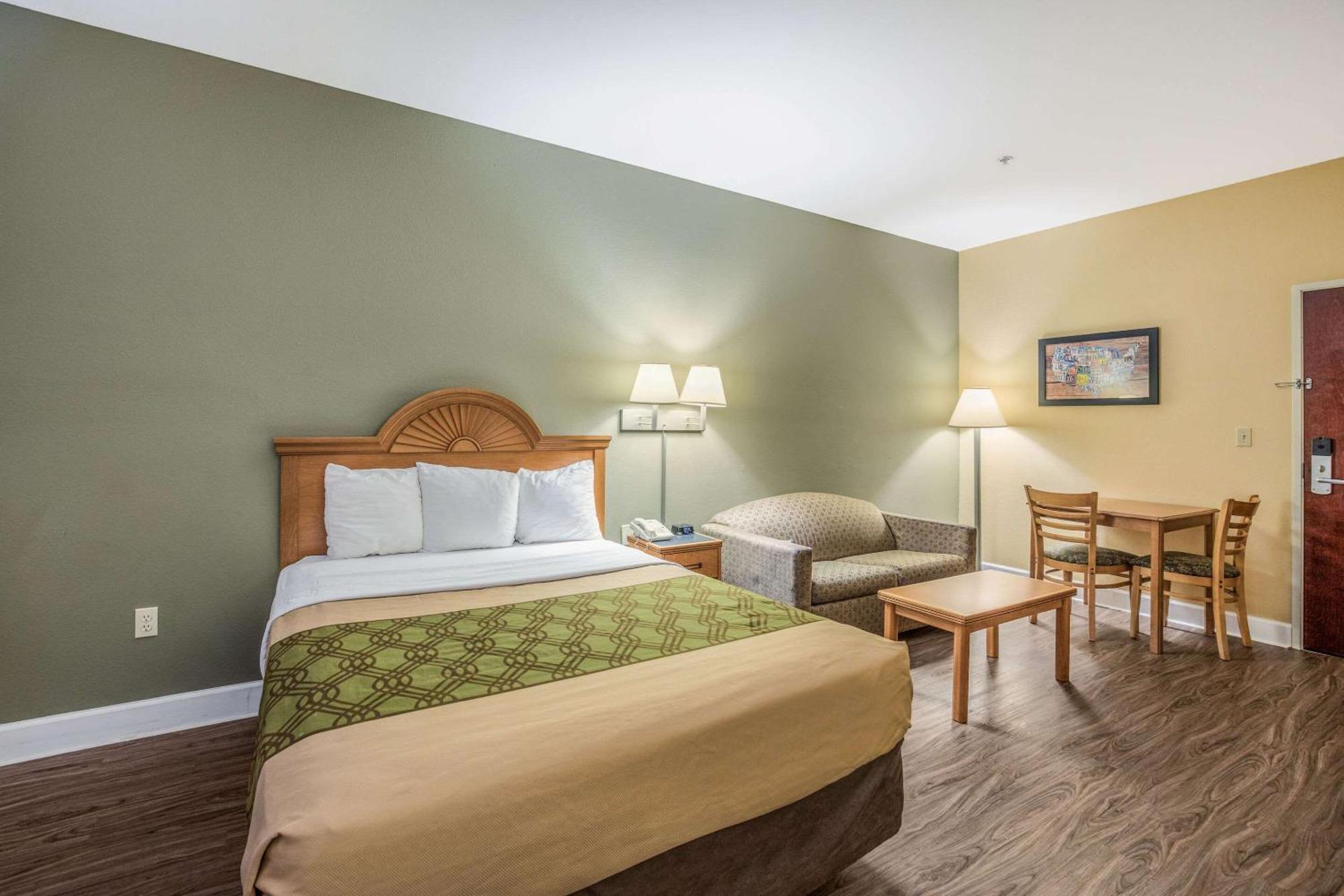 Econo Lodge Valdosta Room photo