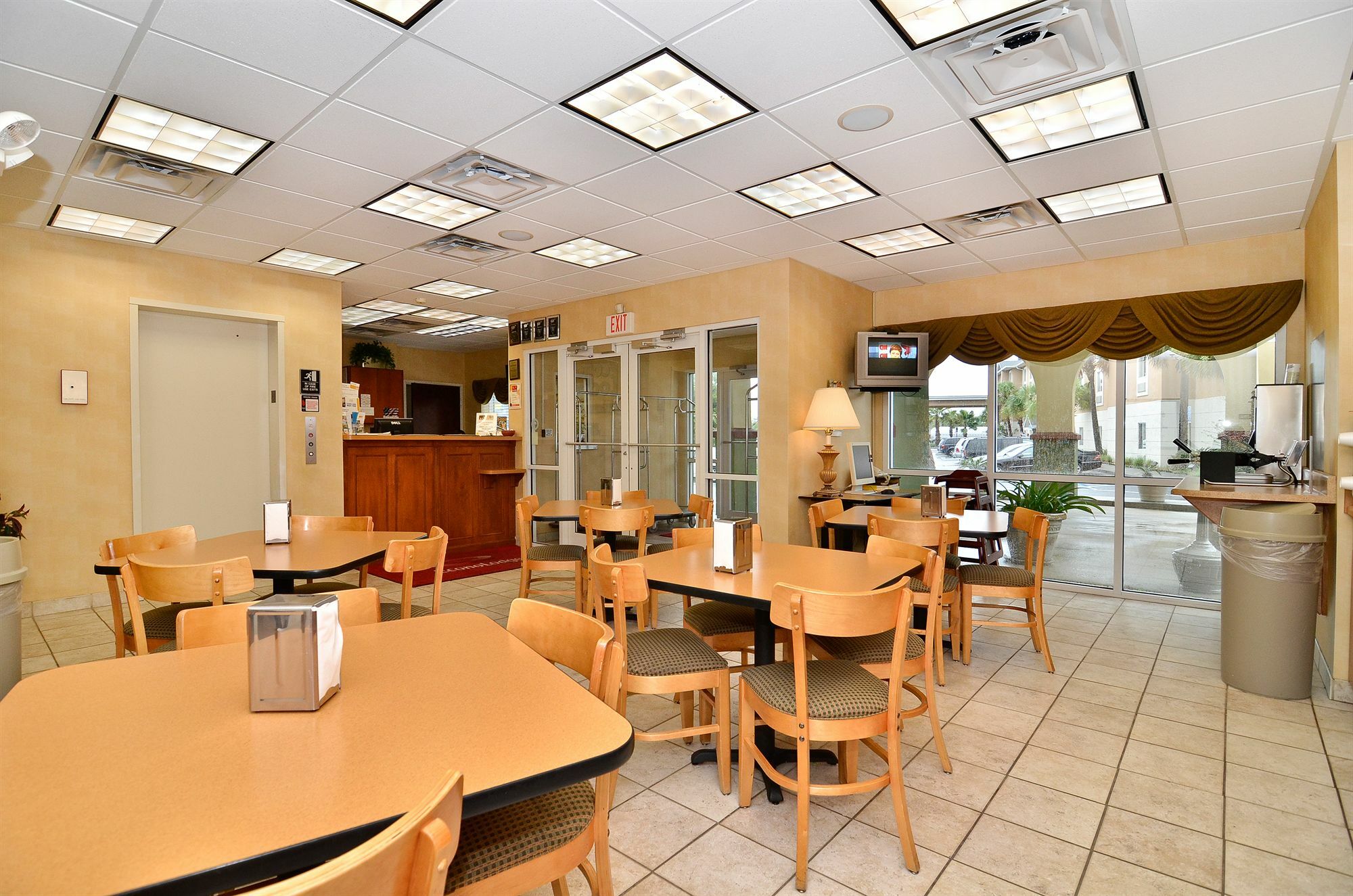 Econo Lodge Valdosta Exterior photo
